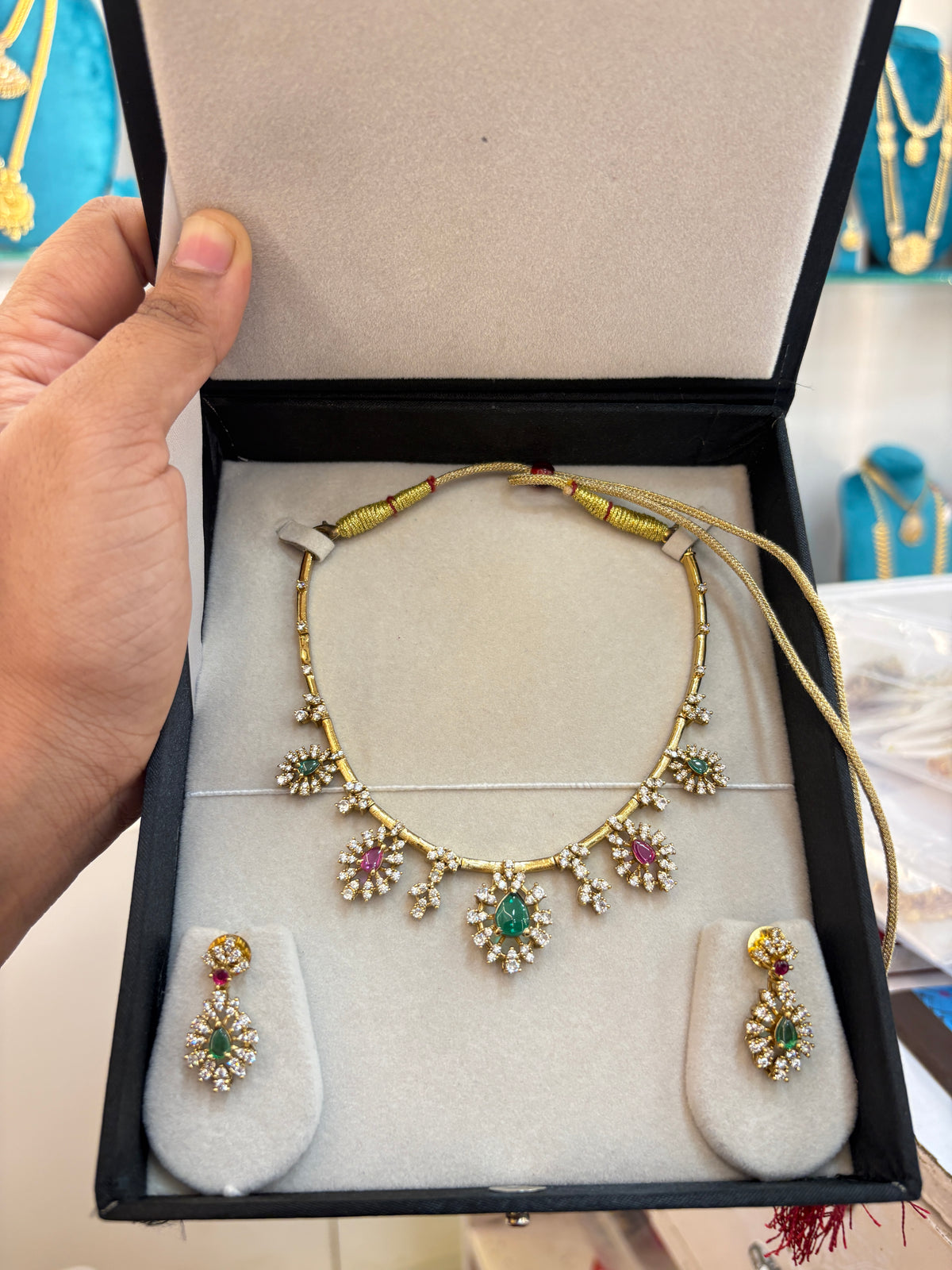 AD Necklace set